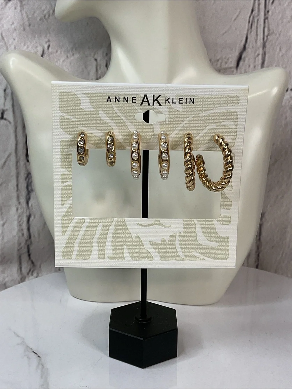 🌟🌟 Anne Klein Gold Crystal and Twisted Hoop Earring Set